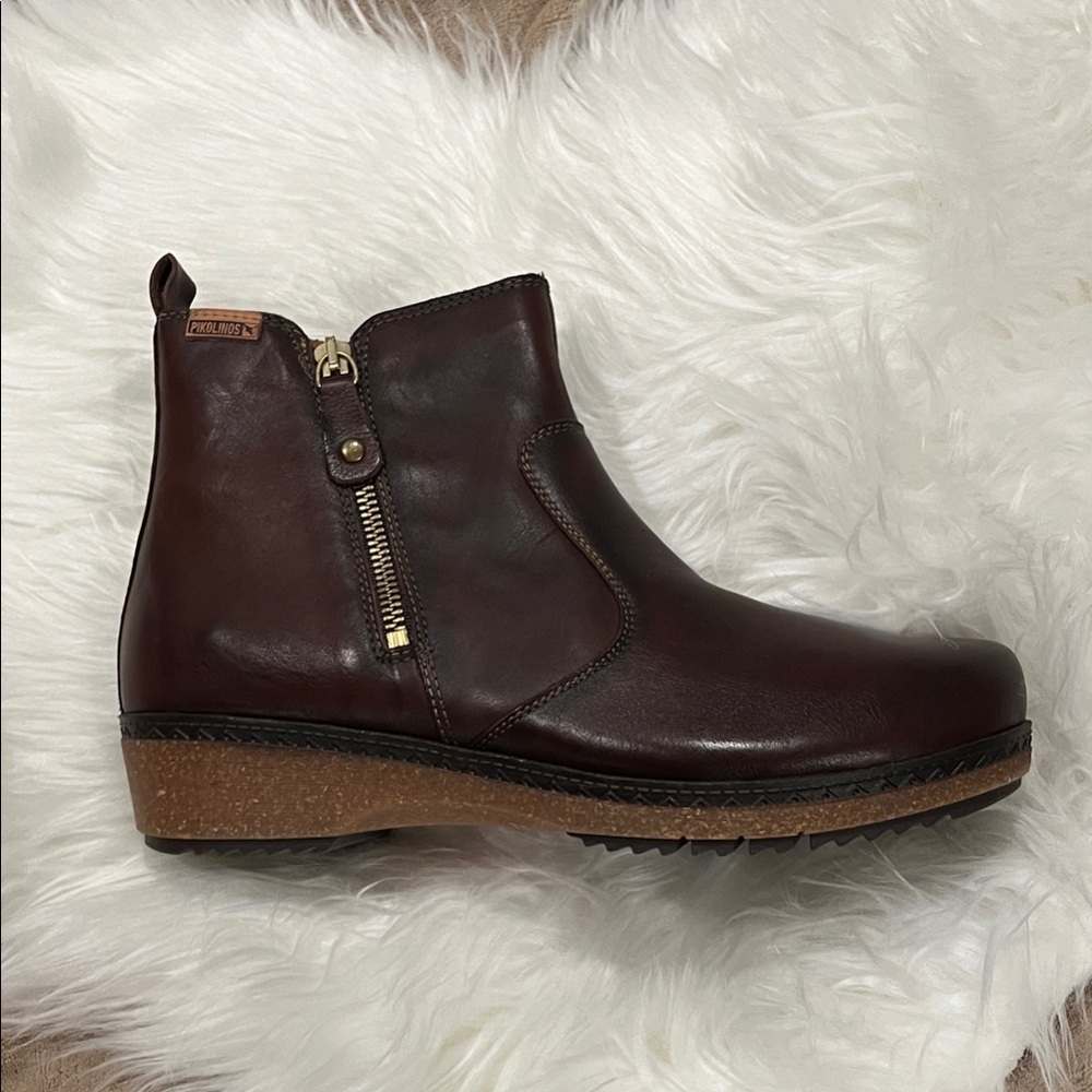 Pikolinos Granada Caoba Leather Ankle Boots EU 40 Brand new in box!